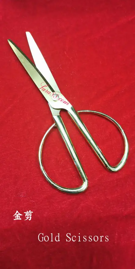 gold scissors 16c.jpg